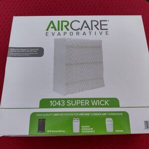 NEW with Damage Aircare Evaporative 1043 Super Wick/Filter